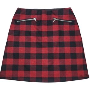 Women's Maurices Red And Black Plaid Pull on Skirt Sz Small